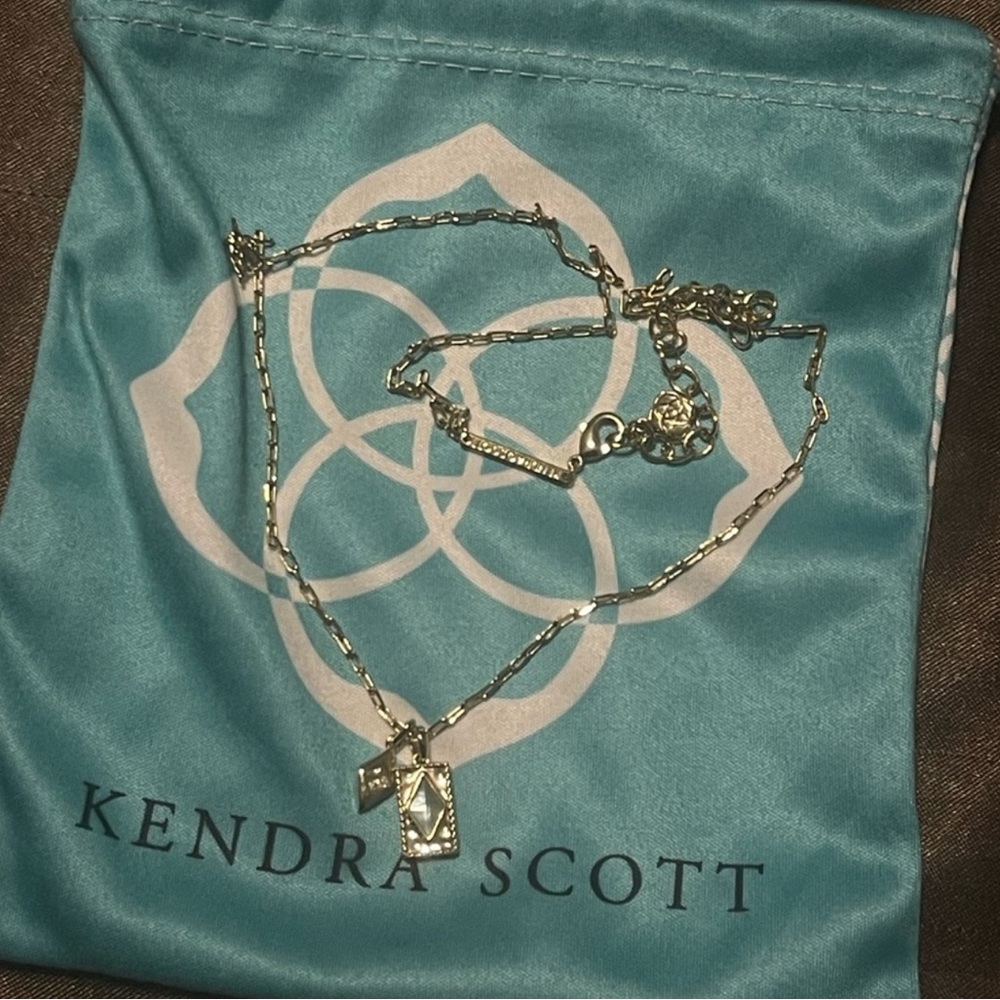 Kendra Scott Necklace